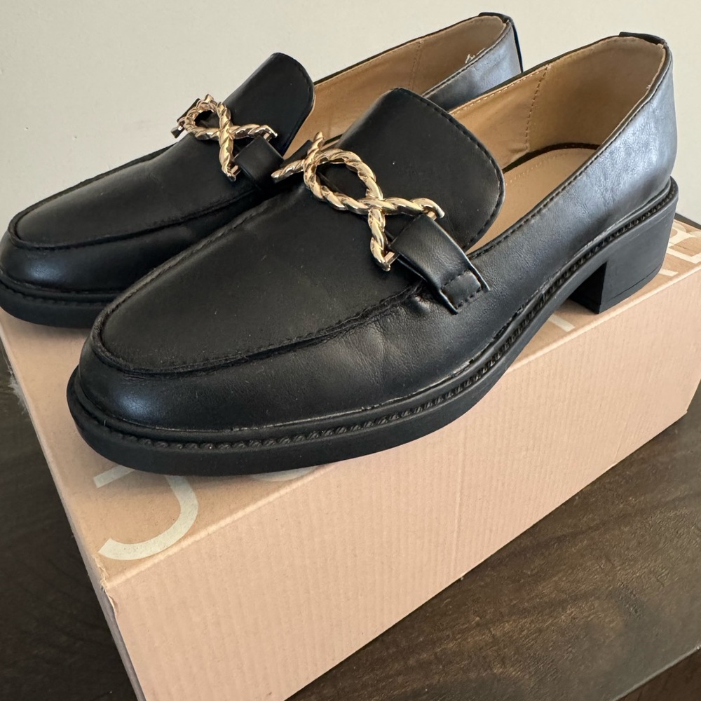 Women’s loafers